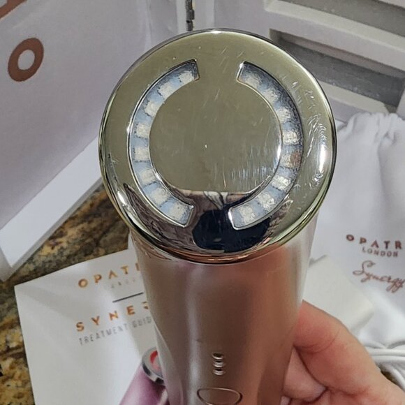 Opatra Synergy Rose LED Light Therapy + Heat Treatment - Picture 7 of 10